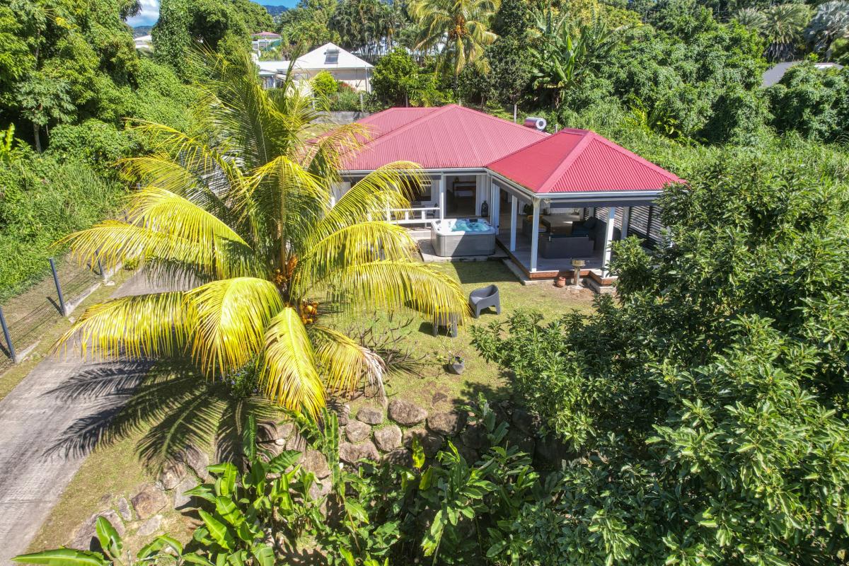 41.Location villa jacuzzi Saint Claude Guadeloupe_Vue d'ensemble